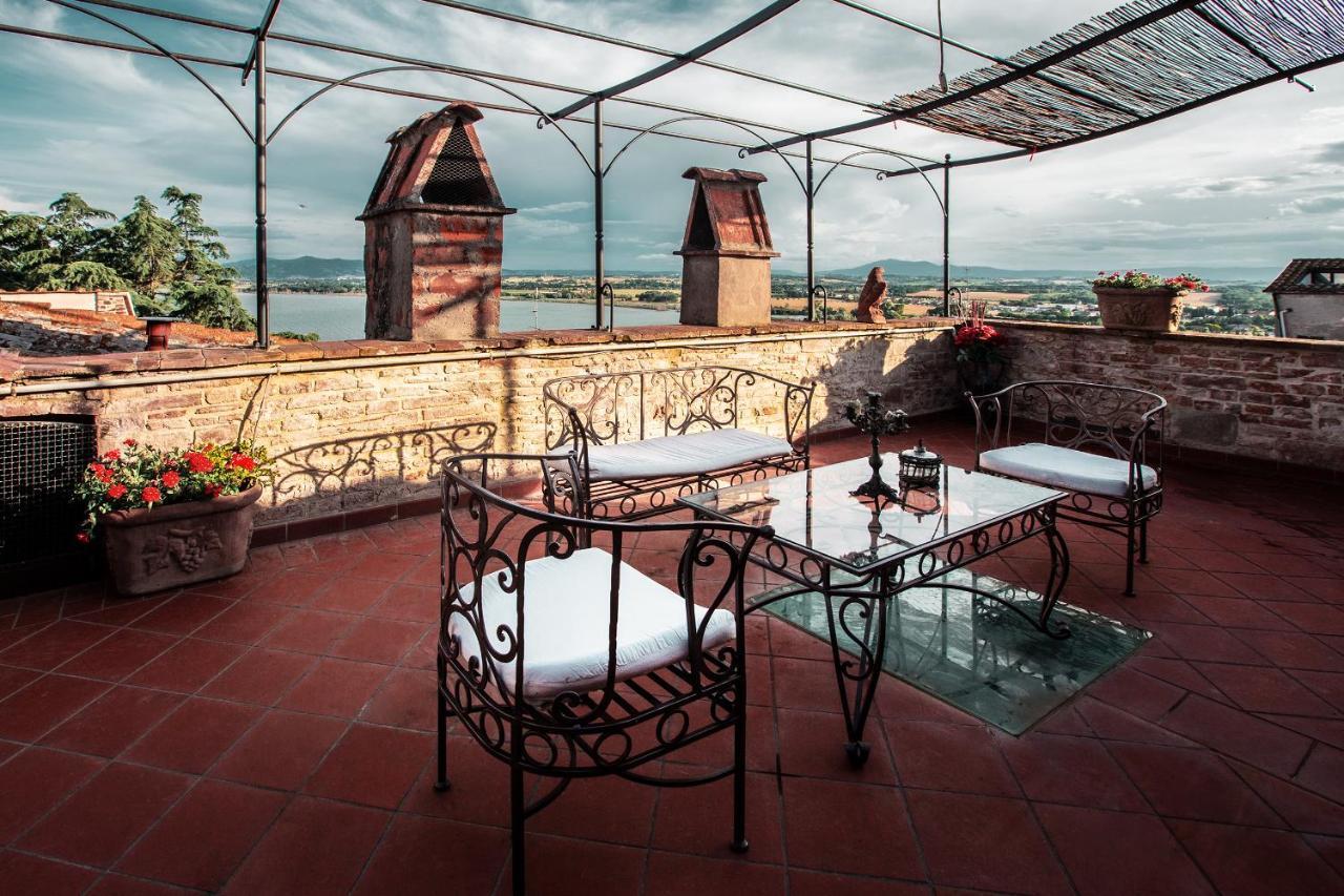 Palazzo Barbini Dimora Storica Aparthotel Castiglione del Lago Exterior foto